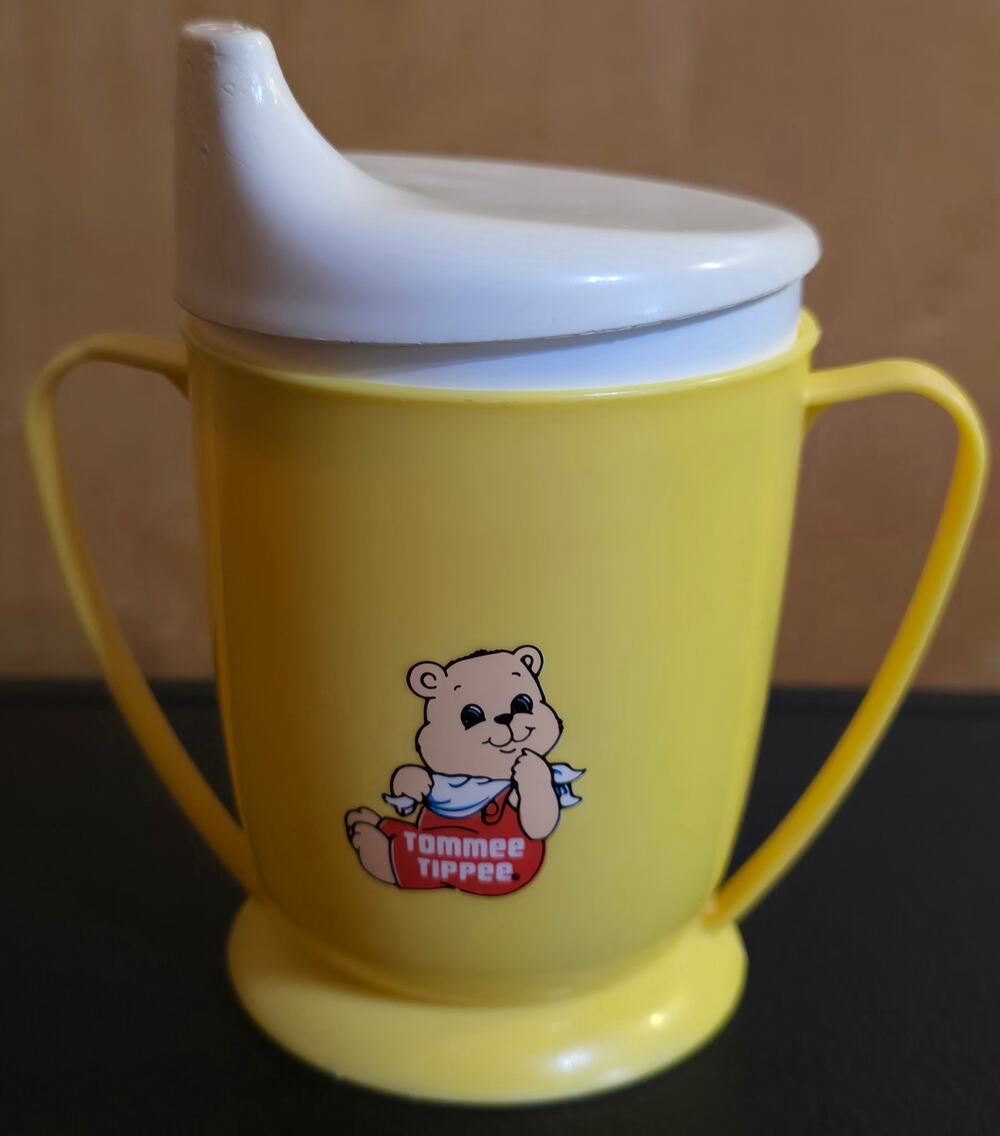 1987 Playskool Baby Inc Tommee Tippee 6 oz